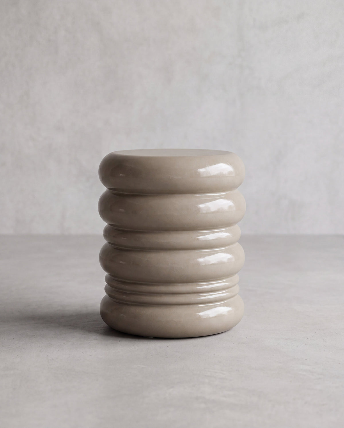 OTTO Side Table – angled view showing the sculptural form
