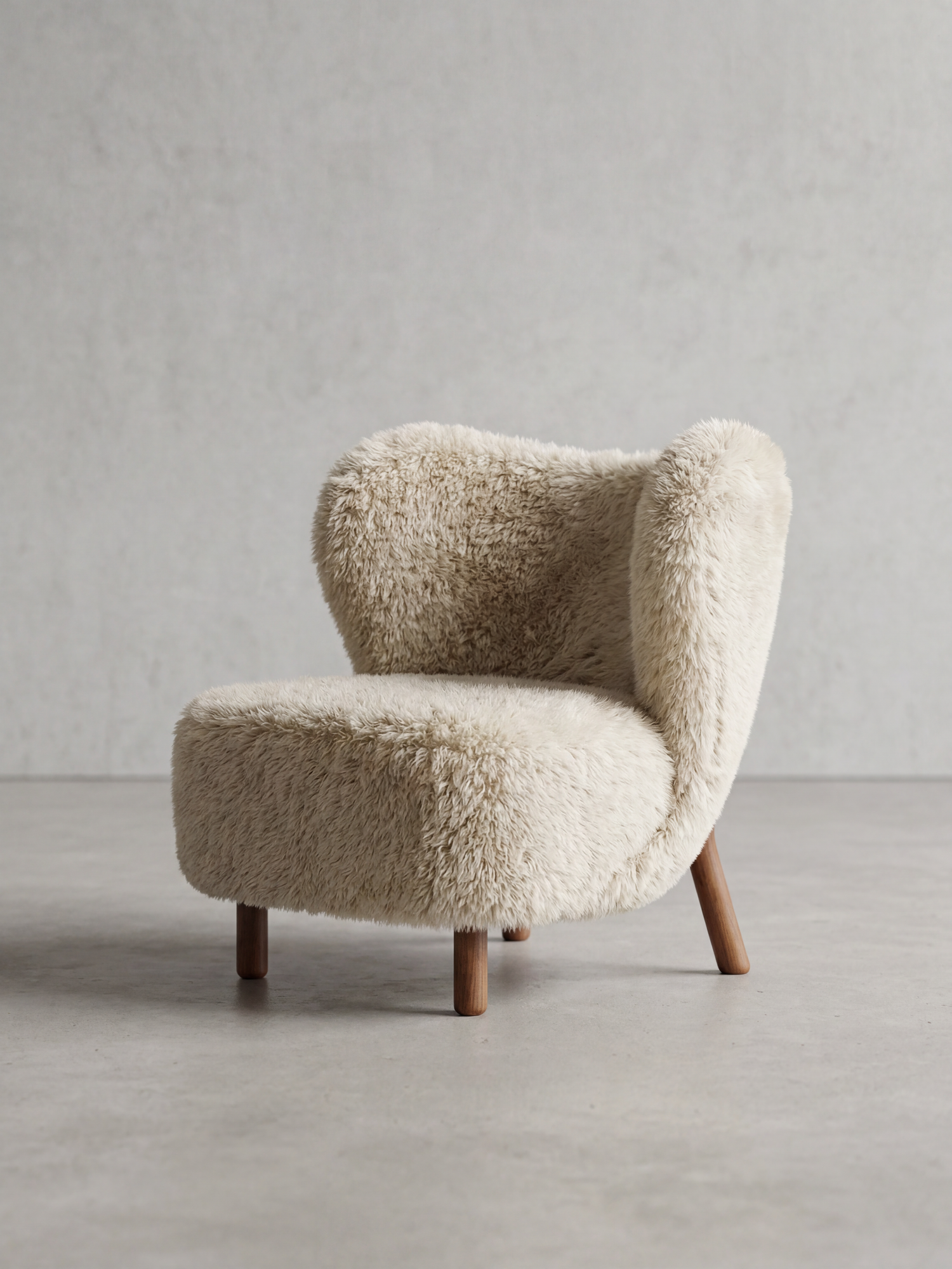 KAVU Fur Chair with matching ottoman – front view